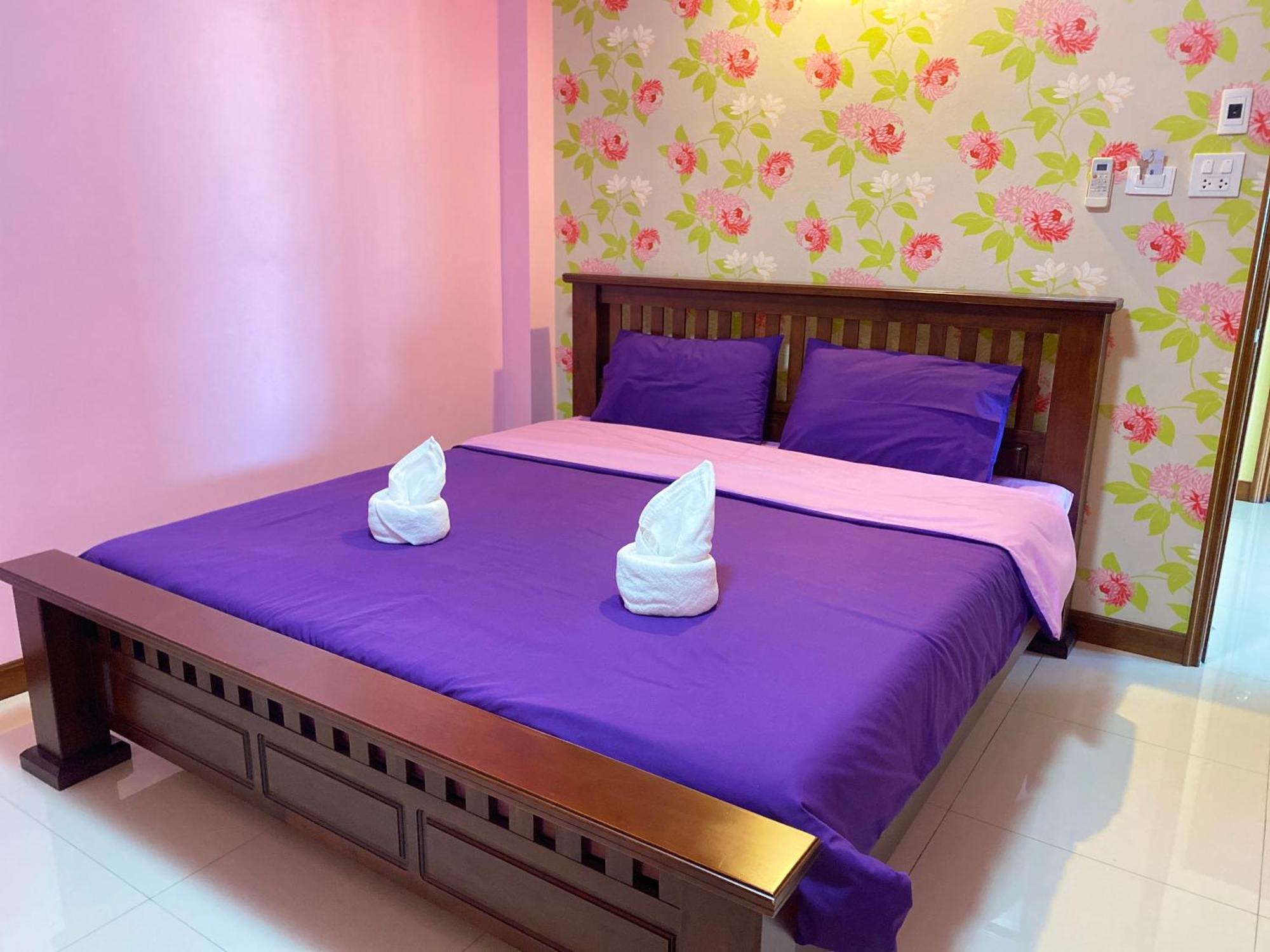Rak Ban Kerd House Hotell Ko Si Chang Eksteriør bilde
